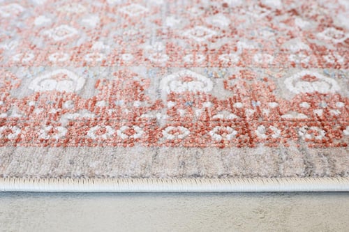 سجاد تركي/ VICTORIA