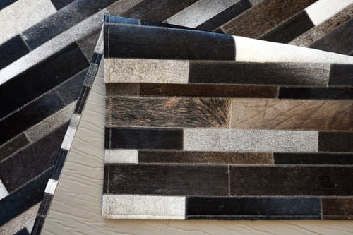 سجاد جلد بقري