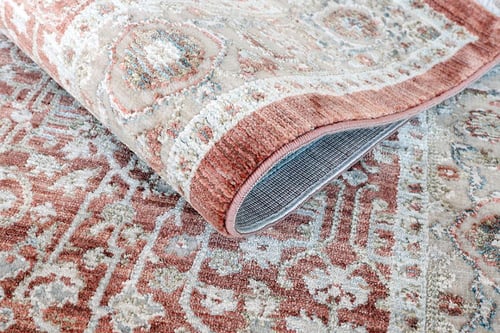 سجاد تركي/ VICTORIA