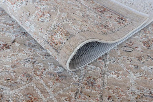 سجاد تركي/ VICTORIA