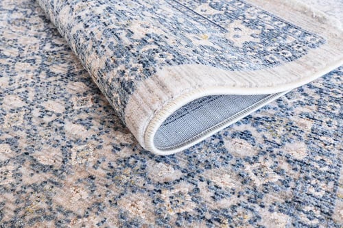 سجاد تركي/ VICTORIA