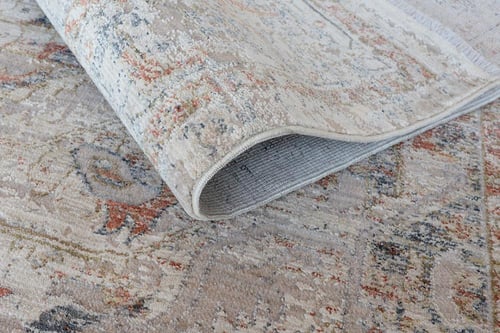 سجاد تركي/ VICTORIA