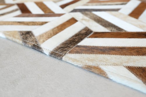 سجاد جلد بقري