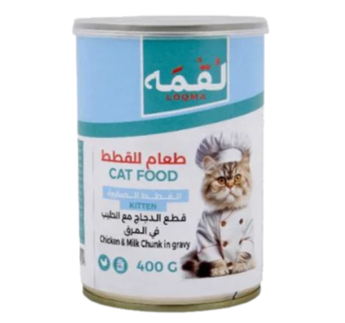 لقمه قطع من الدجاج والحليب في المرق قطط الصغيرة 40...