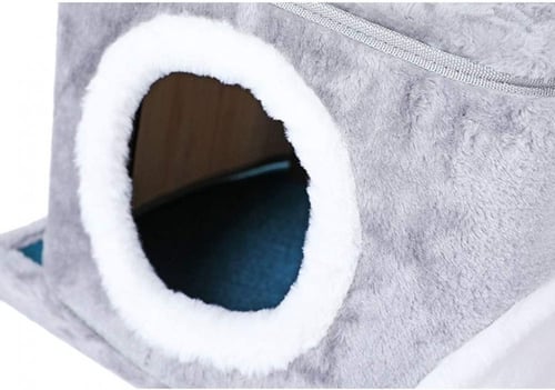 خداشة قطط مع أعمدة خدش وشقة صغيرة لراحة القطط