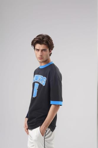 تيشيرت اوفر سايز من تومر