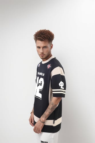 تيشيرت اوفر سايز من تومر