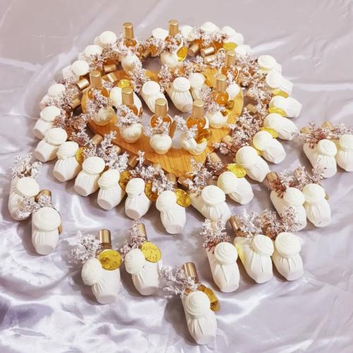 12حبة عطر مع الزينة