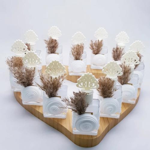 12حبة عطر مع الزينة
