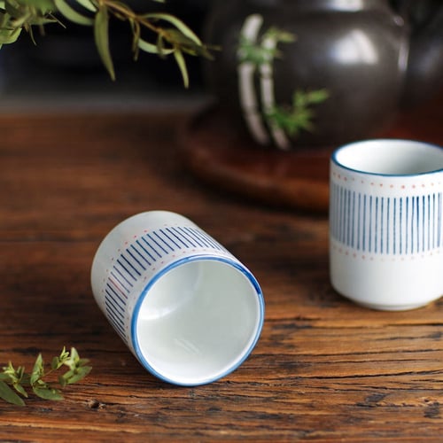 كوب قهوة فلات وايت Lines