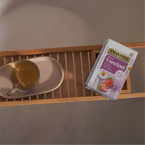 شاي أعشاب مزيج سوبر Twining الهدوء والاسترخاء