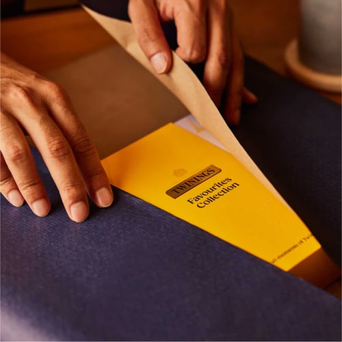 هدية مختارات من الشاي والأعشاب Twining