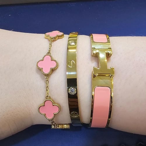 طقم اساور "بينكي" من متجر اي ان