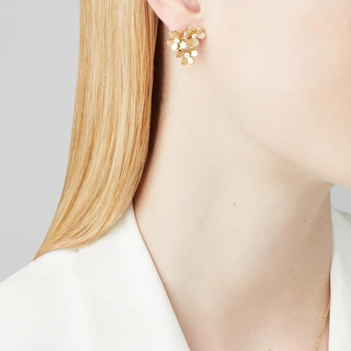 حلق فان كليف فريفول ذهبي 3 وردات