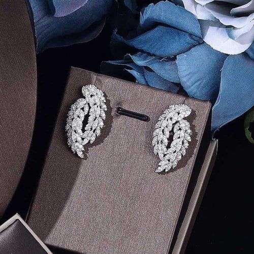 طقم زركون فضي مميز 4 قطع