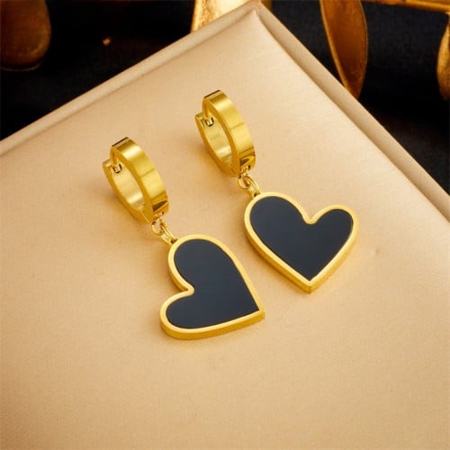 أقراط نسائية فاخرة بتصميم على شكل قلب - متوفر بلون...