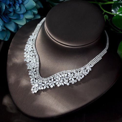 طقم مجوهرات زركون مميز 4 قطع