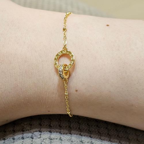 اسوارة باندورا ذهبية فخمة وانيقة