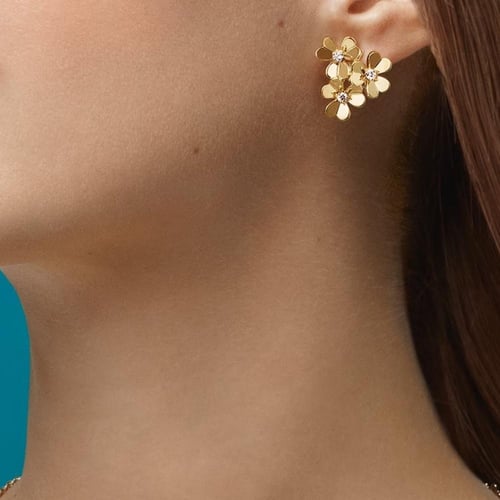 حلق فان كليف فريفول ذهبي 3 وردات