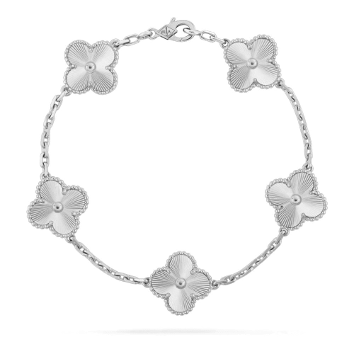 اسوارة فان كليف الوردات الفضية