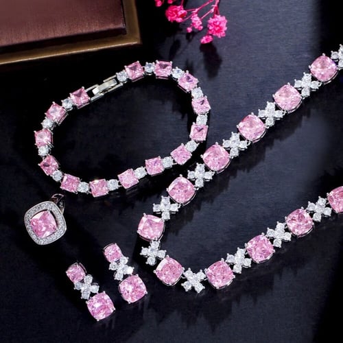 طقم زركون وردي فخم مكون من أربع قطع