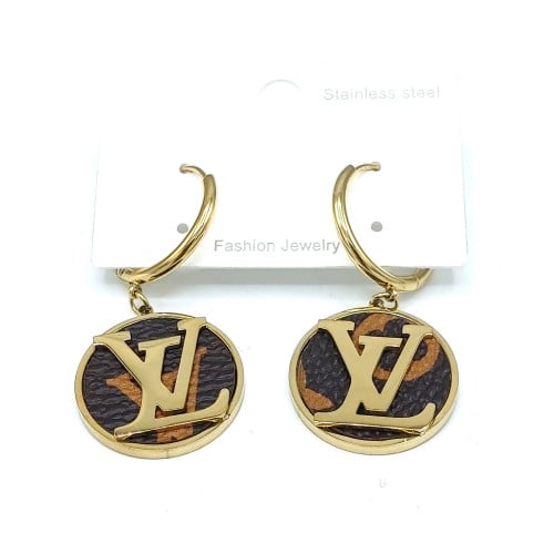 حلق ال في مغطى بطبقة جلد بتصميم مستوحى من حلق لويس...