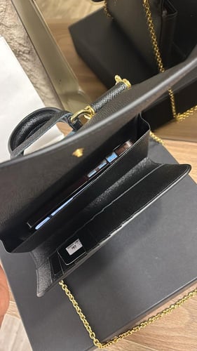 دولتشي اند غابانا كروس بودي