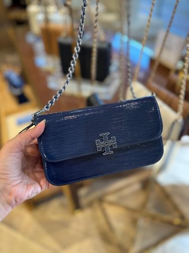 توري بورش اوتلت