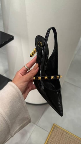 كعب فلانتينو اوتلت