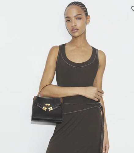 توري بورش لي بتيت