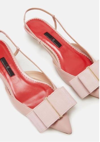 كعب كارولينا هيريرا