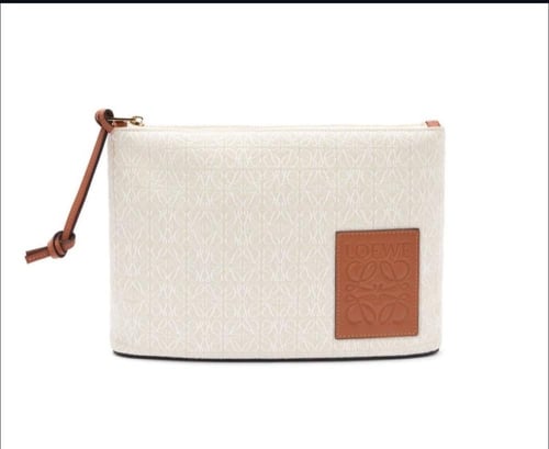 باوتش لويفي