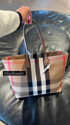 بيربري توت باق