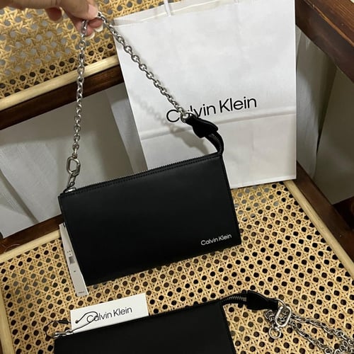 باوتش كالفن كلاين