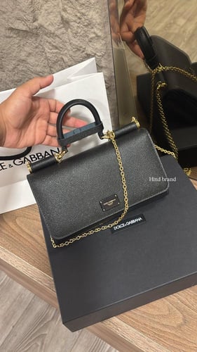 دولتشي اند غابانا كروس بودي