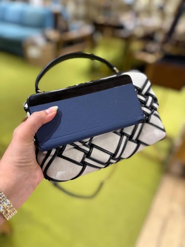 توري بورش اوتلت