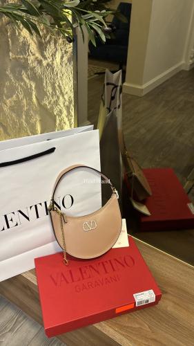 شنطة فلانتينو