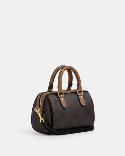 كوتش ميني روان