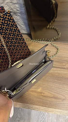 توري بورش اوتلت