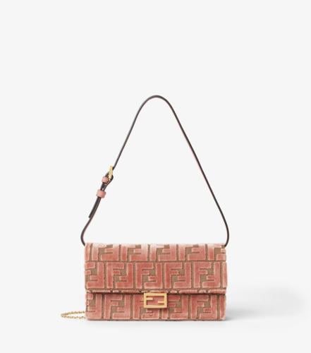 فندي شولدر باق