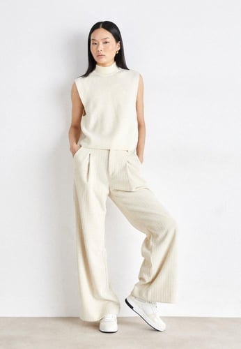 سنكر كالفن كلاين