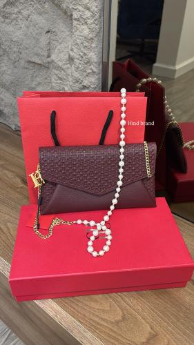 كارولينا هيريرا كروس بودي