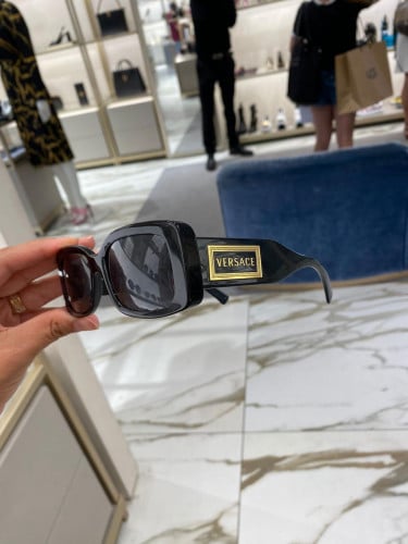 نظارة فرزاتشي