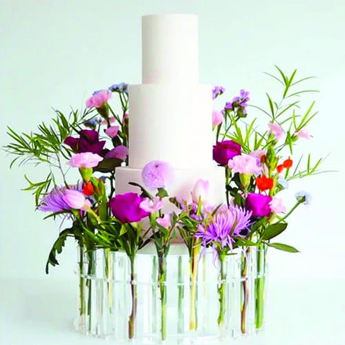 حامل تورتة عيد ميلاد