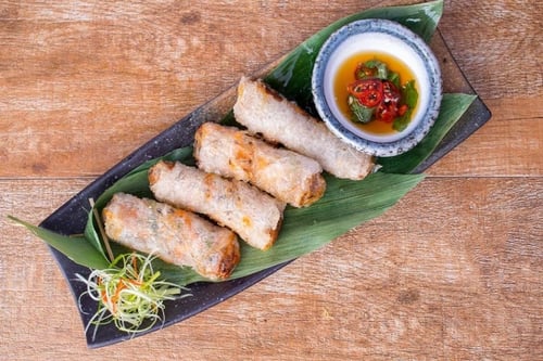 ورق الارز 300g -(اكثر من 50 ورقه)- khum Yuy