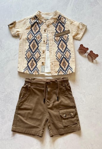 طقم ولادي بنقشة تراثية ثلاث قطع