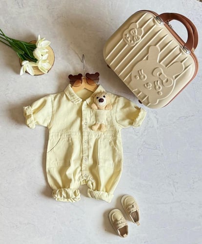 رومبير جينز باللون الابيض والازرق