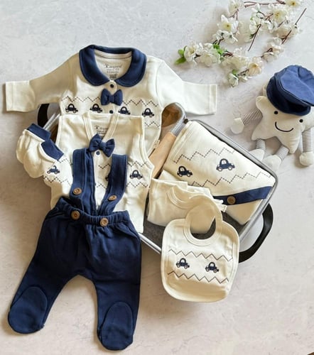 بوكس هدايا مواليد ملابس ولادي تصميم السيارة 10قطع