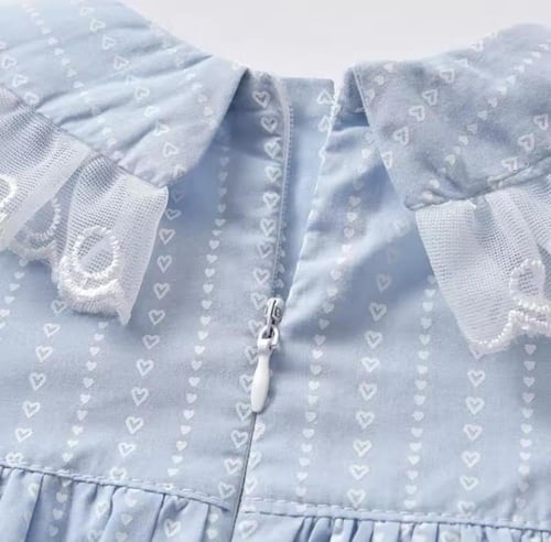 فستان بيبي باكمام طويلة باللون البيبي بلو مع بنطال...