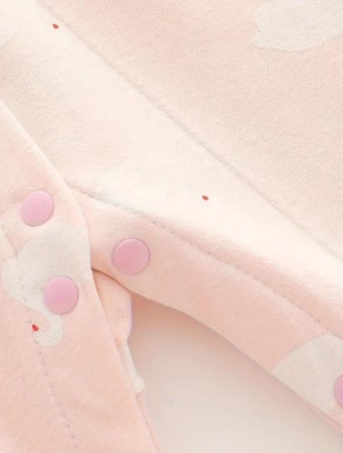 جمبسوت مواليد بناتي خروج باللون الابيض والوردي